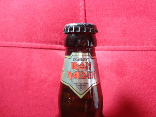 Imagen 3 de 7 de Cerveza Iron Maiden Trooper Botella Sellada Nueva