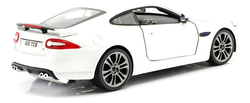 Nueva! 2025 Coupé 1/24 Jaguar Xkr-s Gt 3.0 Bburago Blanca Blanco