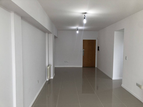 Departamento En Venta En Liniers