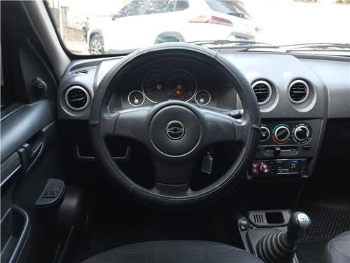 Imagem 6 de 13 de Chevrolet Prisma 1.4 Mpfi Maxx 8v Flex 4p Manual
