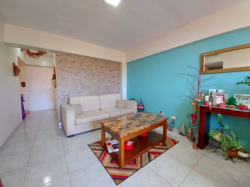 Imagen 4 de 7 de Apartamento En Venta Conj Resid Los Azulejos - Lecheria