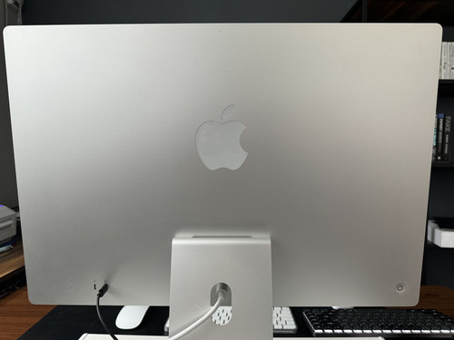 Apple iMac 24' Chip M1 256 Gb Caja Original, Mouse Y Teclado (Usado)