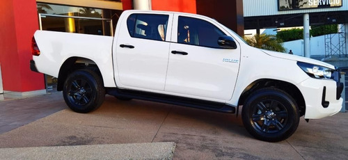 Imagen 8 de 15 de Toyota Hilux 2021 2.7 Cabina Doble Sr Mt