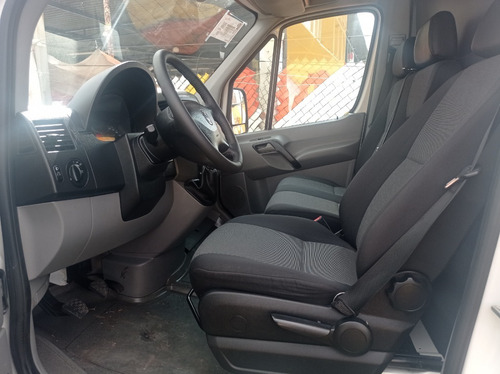 Imagen 6 de 6 de Crafter Cargo Van Tdi Std 5.0 Toneladas Blanca 2017