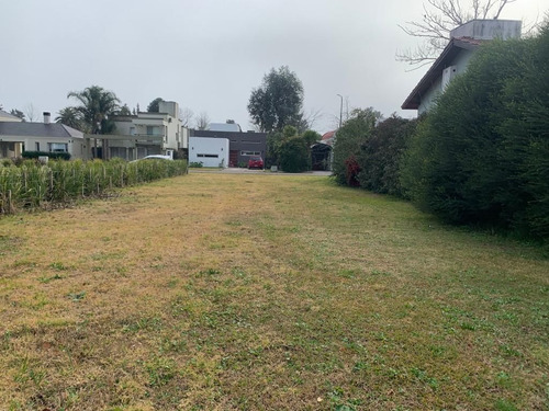 Imagen 6 de 11 de Terreno Barrio Country Club Muy Buena Ubicacion Uf 445