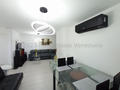 Imagen 1 de 30 de Moderno Y Remodelado Apartamento En Venta Con Conexión A Planta Electrica En El Este De Barquisimeto Lp 245899