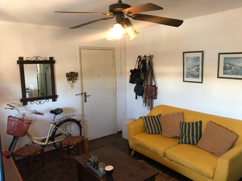 Apartamento De 3 Dormitorios En Prado