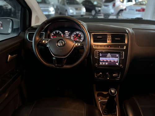 Volkswagen Suran 1.6 Highline Msi 110cv