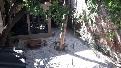 Imagen 4 de 30 de Casa Francesa Con Un Toque Industrial Para Eventos Tranquilos, Bautismos, Comuniones, Civiles, Reuniones Empresariales Etc. (valor X Evento Diurno) Consulte X Alq. Temporario Tel. 11 -5-150-0102