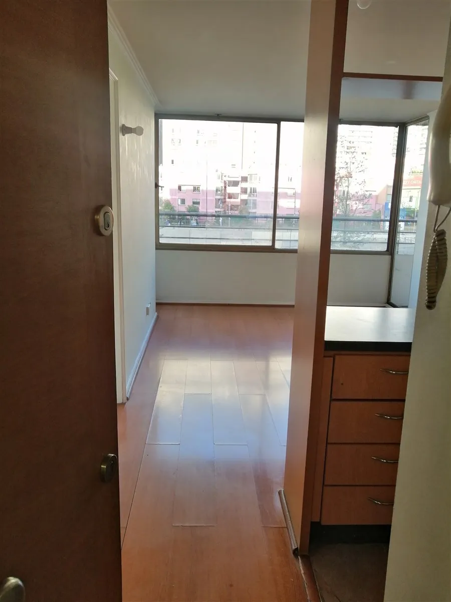 Imagen 4 de 8 de Departamento En Venta De 3 Dorm. En Santiago