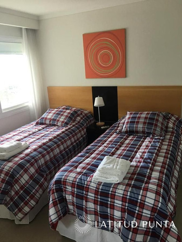 Imagen 9 de 11 de Apartamento En Mansa, 2 Dormitorios Y Medio, Parrillero