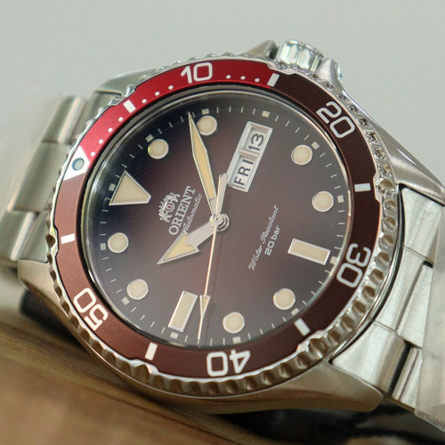 Relógio Orient Makoiii Kamasu Ra-aa0814r19b Made In Japan Prateado Vermelho Preto