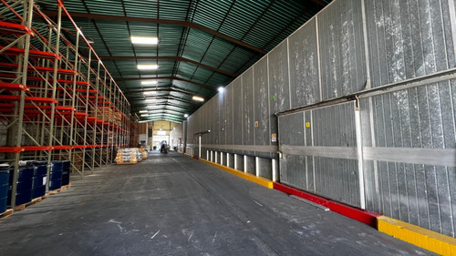 Daniela Linarez Ofrece En Venta Galpones En Zona Industrial Iii Avenida Principal Totalmente Equipadon Con Cavas De Conservacion Empaquetadora Listo Para Producir Conjunto Privado Barquisimeto Lara
