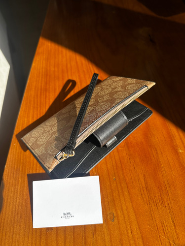 Cartera Coach Marrón Claro Liso