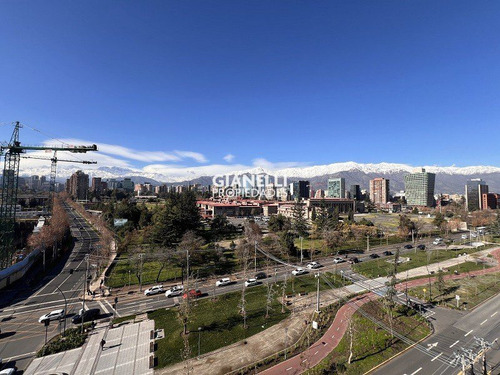 Dpto. 3d/2b + 2e/1b + Servicios - Vespucio Norte - Riesco
