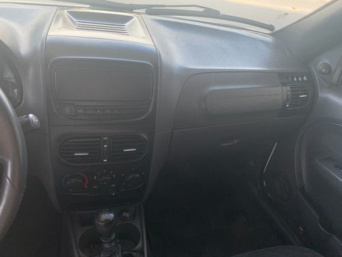 Imagem 9 de 15 de Strada 2018 Cab Estendida Completa Emplacada Sem Detalhes