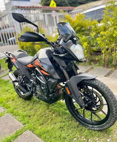 Excelente Máquina Modelo 2021, Soat Y Tecno Para Mayo Del 20