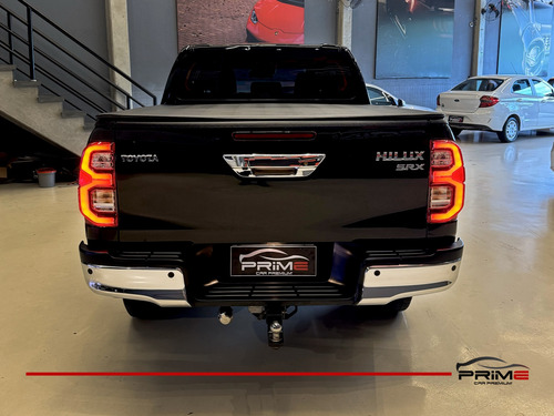 Toyota Hilux 2.8 D-4D TURBO DIESEL CD SRX 4X4 AUTOMÁTICO