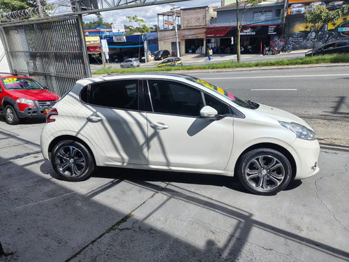 Peugeot 208 1.6 GRIFFE 16V FLEX 4P AUTOMÁTICO