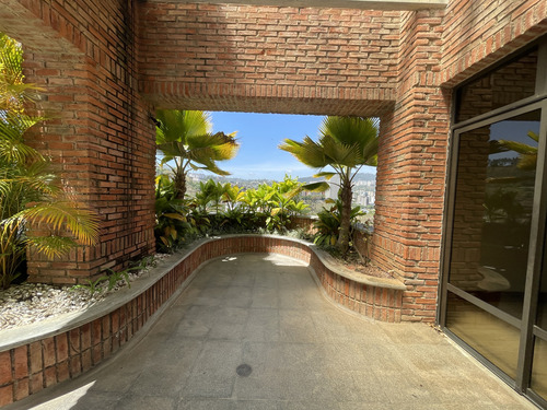 En Alquiler Ph 800m2 5h+2s/5.5b+s/5p Santa Fe Sur