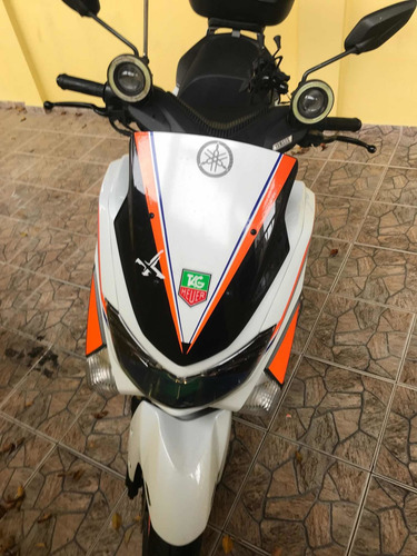 Imagem 4 de 12 de Yamaha Nmax160