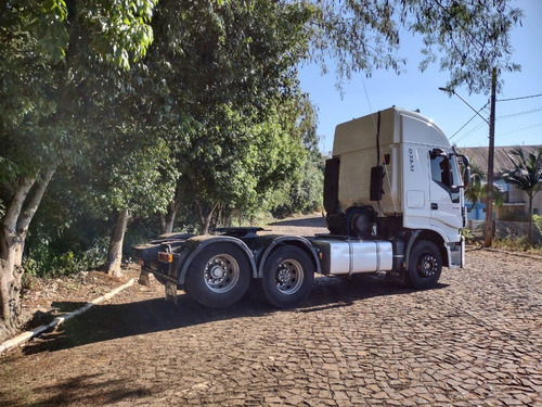 Imagem 6 de 11 de Stralis Hi-way 600-s44t 6x2