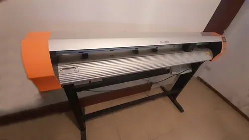 Plotter De Corte 120cm Moritzu 1300a Con Lector Optico (Usado)