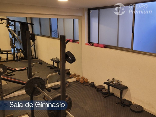 Excelente Depto 2d/2b En Valparaíso Con Balcón, Bodega Y Est