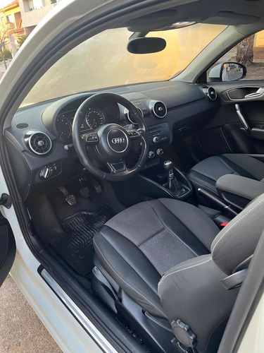 Imagen 5 de 10 de Audi A1 2011 1.4 Ambition Tfsi 122cv