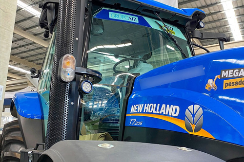Trator Agrícola New Holland T7.205 Pneu Dual