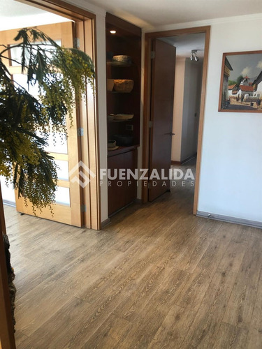 Departamento En Venta De 4 Dorm. En Lo Barnechea