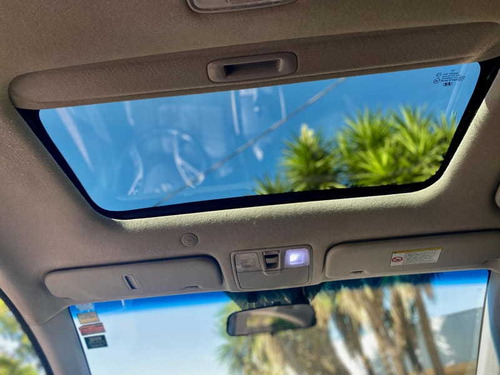 Imagem 7 de 14 de Hyundai Elantra 2014