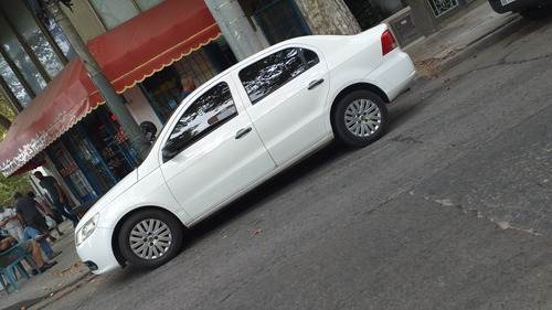 Volkswagen Voyage 1.6 101cv 2012
