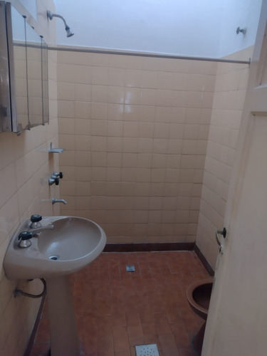 Se Vende Casa Con Departamento, Barrio Alto Alberdi Nuevo Precio