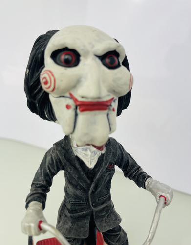 Bonecos. Jogos Mortais Billj. Boneco Na Bicicleta (Usado)