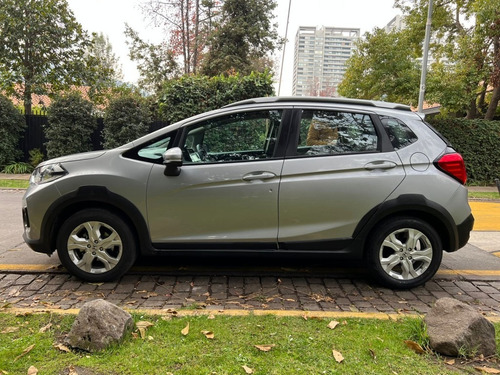 Imagen 5 de 15 de Honda Wr-v Lx 1.5 Mec
