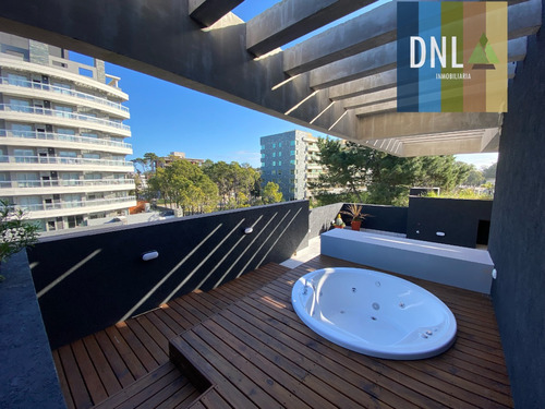 Departamento De Categoria Con Terraza Privada, Jacuzzi, Parilla Y Piscina En El Complejo! A Metros De Bunge E Intermedanos