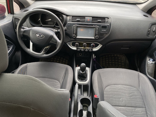Imagen 9 de 20 de Kia Rio Spice Ub Ex 2015