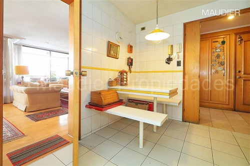 Departamento En Venta De 3 Dorm. En Las Condes