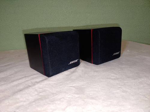 Cubos Sencillos Bose Redline ( Par ) Negro Con Rojo (Usado)