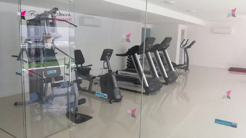 Venta De Apartamento De 2 Dormitorios En Torre Esmeralda Punta Del Este