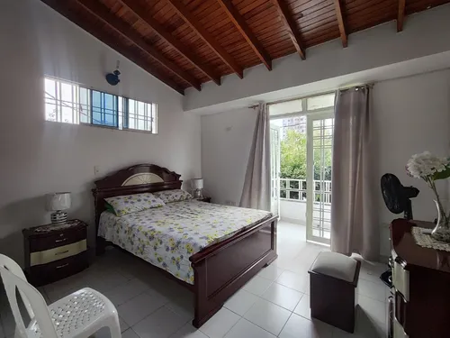 Casa En Arriendo En La Ceiba. Cod A30464