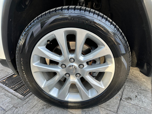 Jeep Grand Cherokee 5.7 Limited Lujo 4x4 At