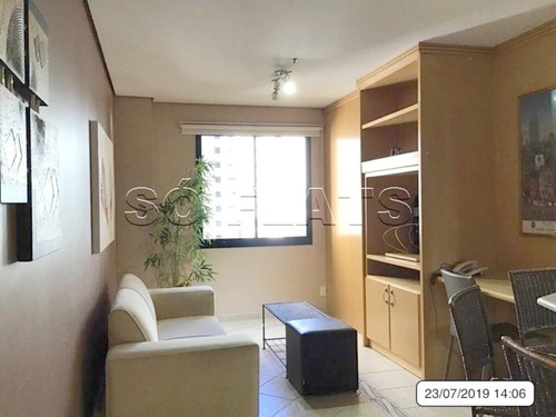 Imagem 2 de 15 de Em Moema Excelente Localização - Apto Reformado - Sf2820