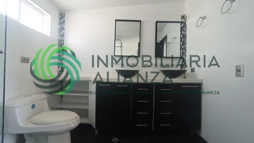 Casa En Arriendo En El Tejar. Cod A16900