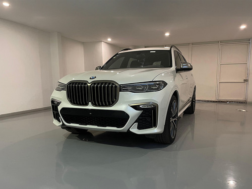 BMW X7 5p M50i V8/4.4/T Aut