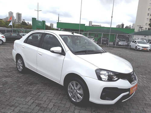 Imagem 8 de 9 de Toyota Etios 1.5 X Plus Sedan 16v Flex 4p Automático