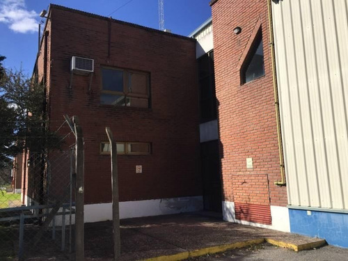 Imagen 20 de 23 de Planta Industrial Sobre Calle 9 Esquina Frondizi Con Temp. Controlada