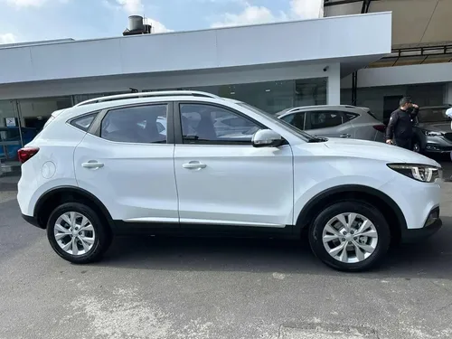 Mg Zs At Plus Servicio Especial 2026