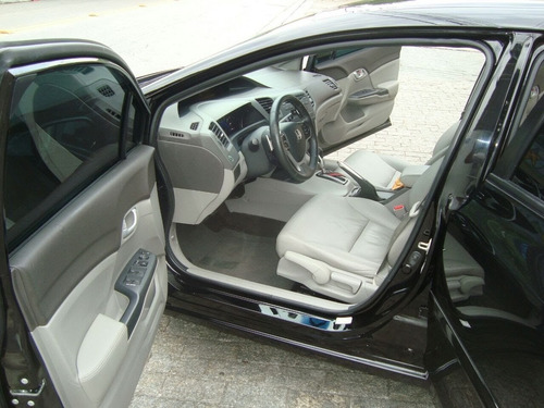 Honda Civic 2.0 Lxr Flex Aut. 4p